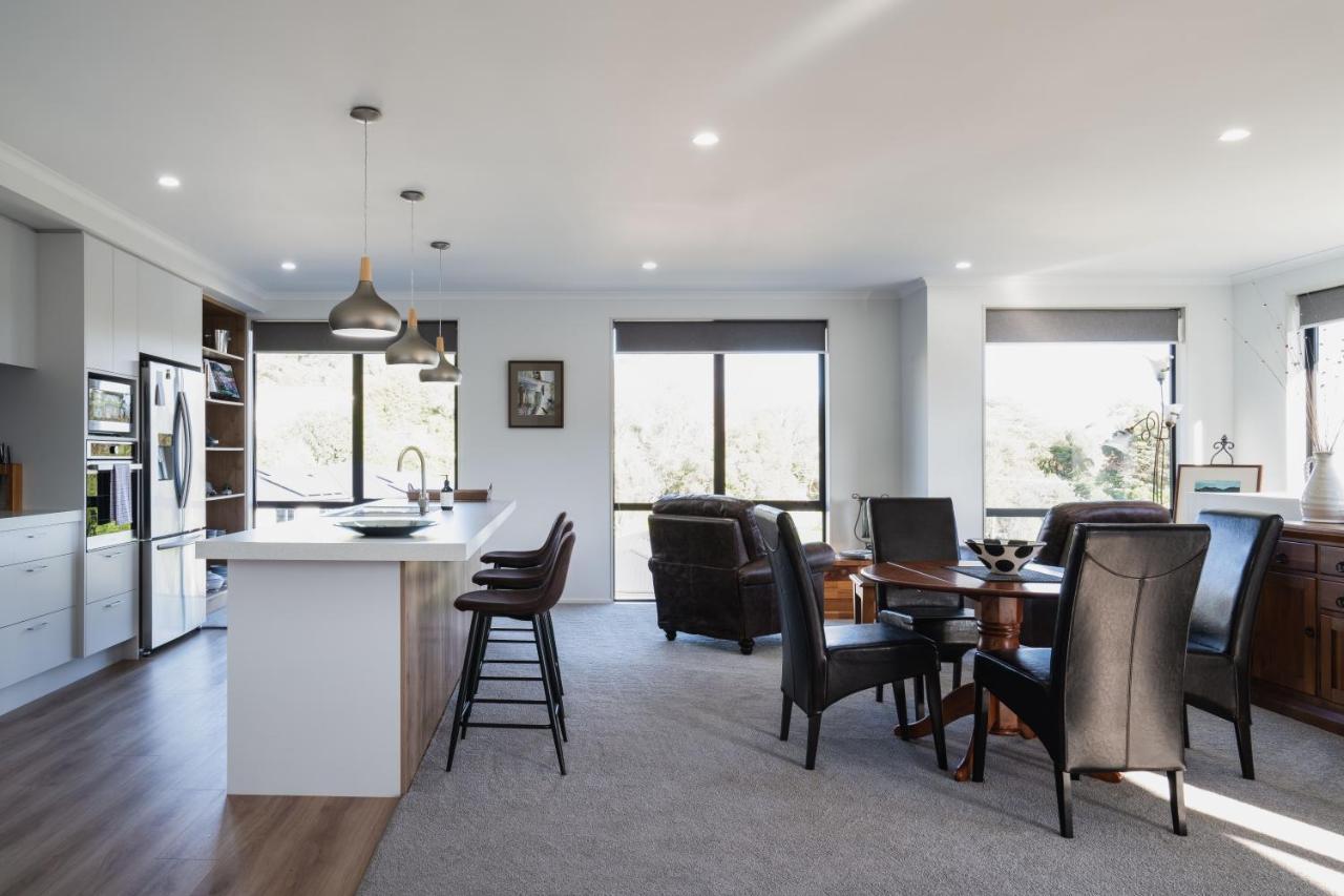 Modern Family Friendly Getaway Villa Dunedin Eksteriør bilde