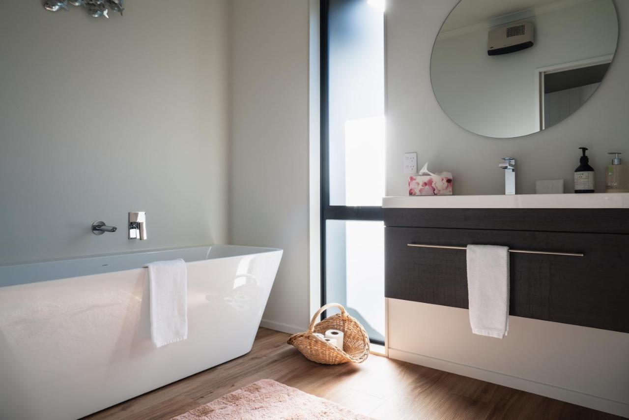 Modern Family Friendly Getaway Villa Dunedin Eksteriør bilde